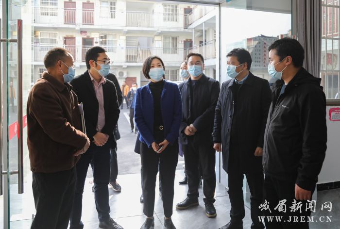 近日,乐山市委常委,市政府副市长毛宁率相关部门负责人来到峨眉山市